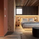 De Len Hotel 4*