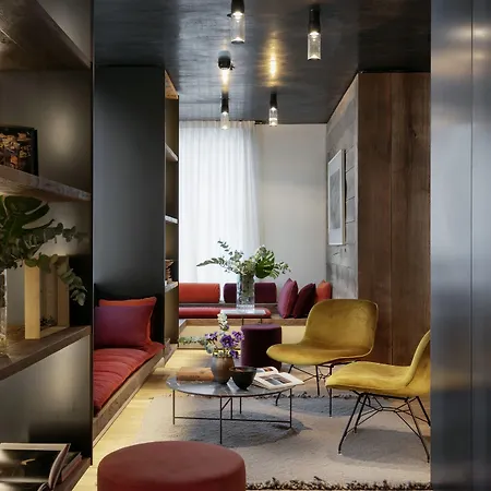 De Len Hotel 4*