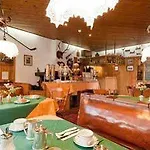 De Len Hotel