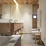 De Len 4* 코르티나 담페조