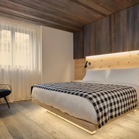 De Len Hotel